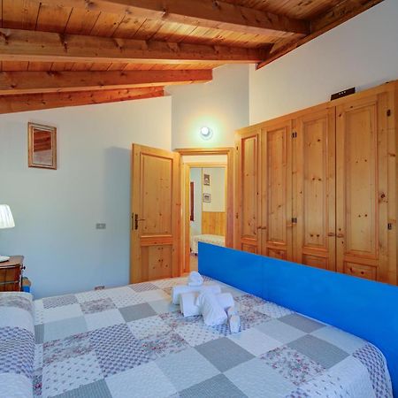 Villa Il Castagno Few Min From Beach - Happy Rentals Castelveccana Exterior photo